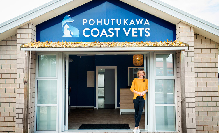 PC Vets Clinic Signage